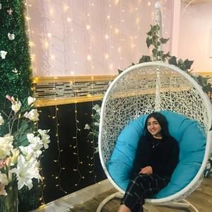 Meet your Posher, Hanin